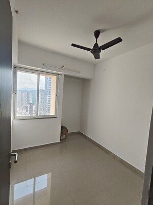 Room in 2 BHK Apartment at Puraniks Tokyo Bay, Kasarvadavali – for Rent