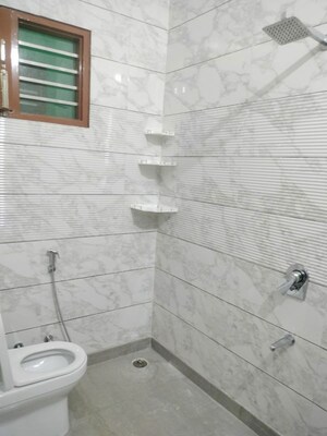 Bathroom in 4 BHK Independent House at Sector 21 – for Rent