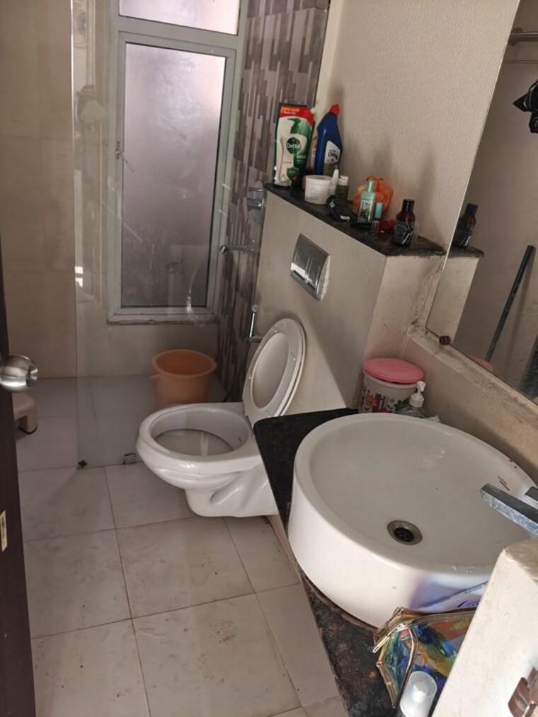 Bathroom, gaur-saundaryam 4 Bedroom 2400 Sq.Ft. Apartment In Tech Zone 4 Greater Noida Greater Noida 10659540