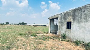 Plot Area in  Land at Avalapalli – for Rent