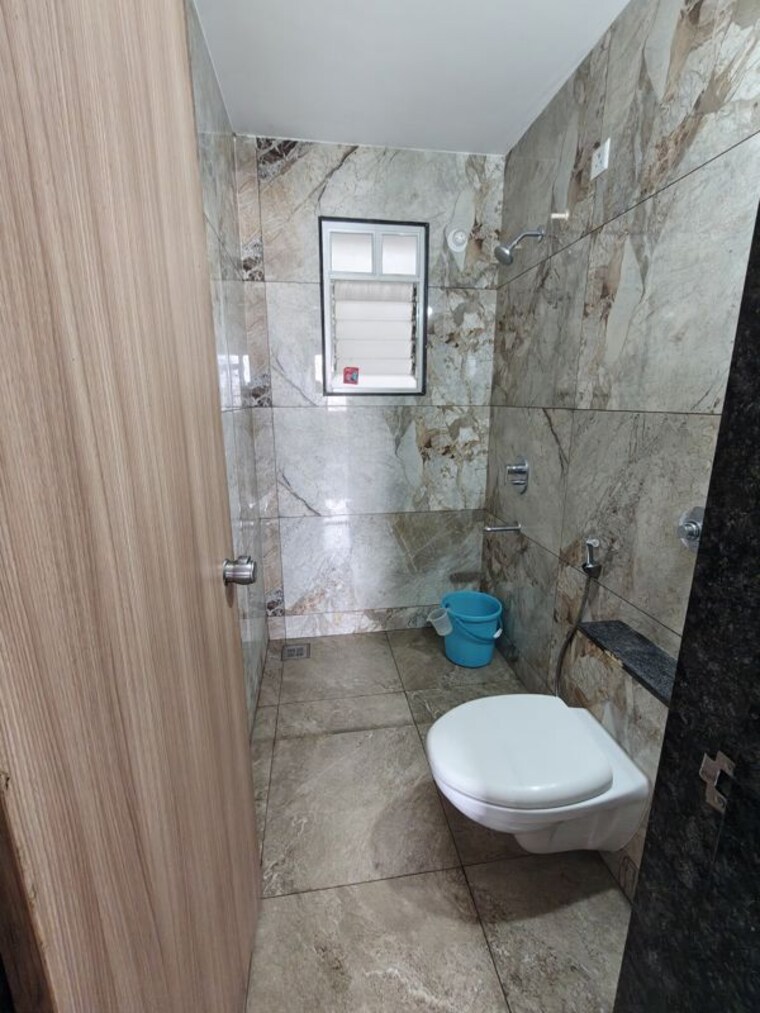 Bathroom, tirupati-regalia 2 Bedroom 757 Sq.Ft. Apartment In Vishrantwadi Pune 10659575