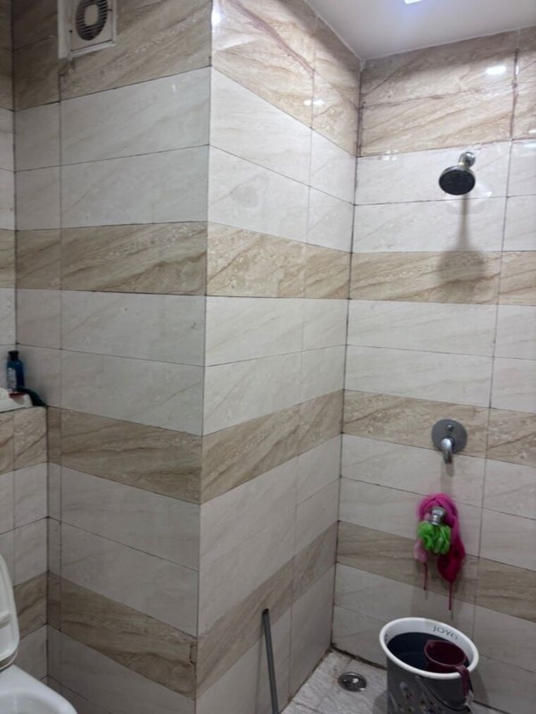Bathroom, shiwalik-greens 3 Bedroom 1550 Sq.Ft. Builder Floor In Dhakoli Zirakpur 10659584