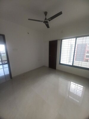 Room in 3 BHK Apartment at Alpine Astonia, Kiwale – for Rent
