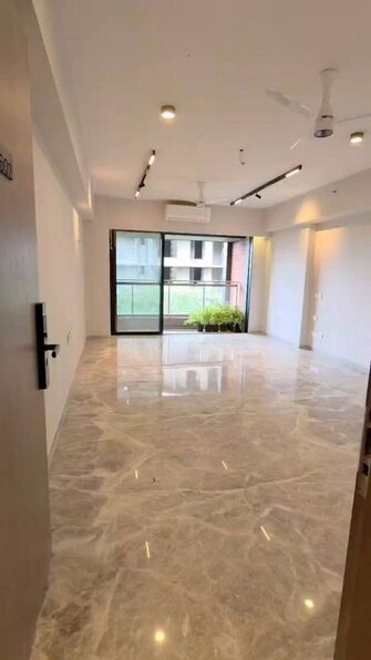 3 BHK 1214 Sq.Ft. Apartment in Rustomjee Ashiana