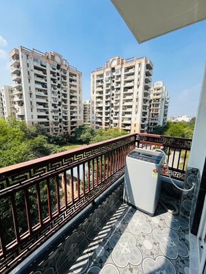 Studio Builder Floor – Exterior View View at Sector 31 - for Rent