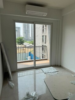 2.5 BHK +Apartment For Rent in Smart World Gems