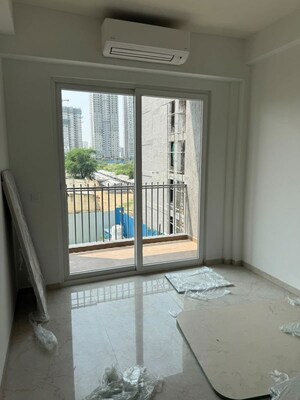 2.5 BHK Apartment For Rent in Smart World Gems, Sector 89