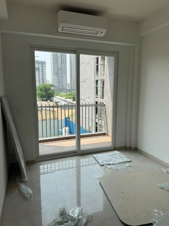 2.5 BHK +  1208 Sq.Ft. Apartment in Smart World Gems