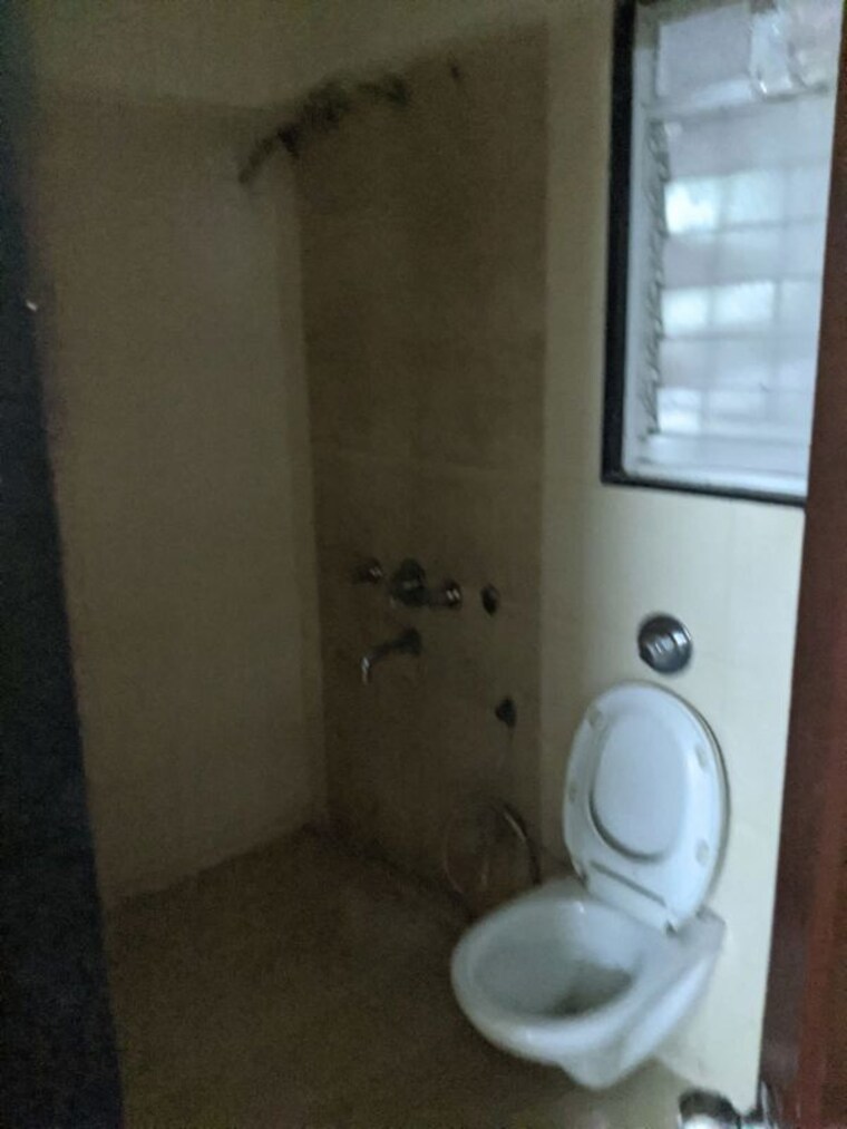 Bathroom, sopan baug 3 Bedroom 1400 Sq.Ft. Apartment In Sopan Baug Pune 10659652