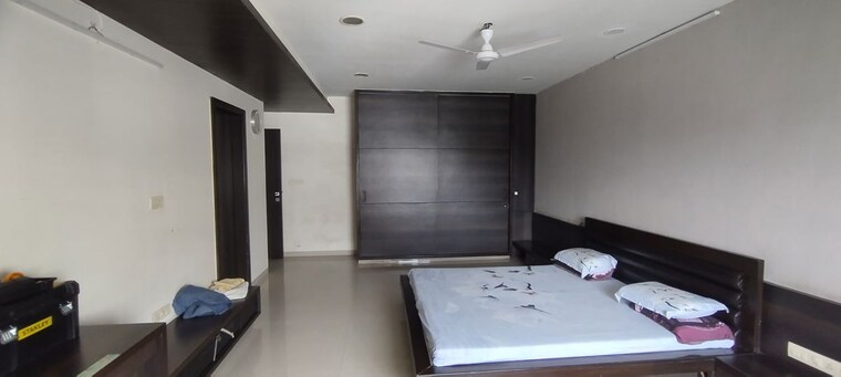 Bedroom, piplod 5 Bedroom 5000 Sq.Ft. Apartment In Piplod Surat 10659614