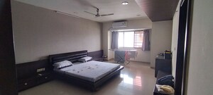 Bedroom in 5 BHK Apartment at Piplod – for Rent