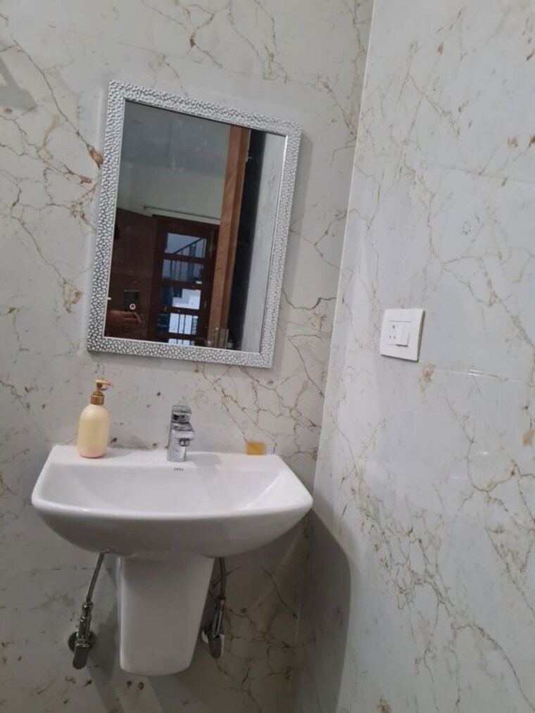 Bathroom, aerocity 3.5 Bedroom 1580 Sq.Ft. Independent House In Aerocity Mohali 10659671