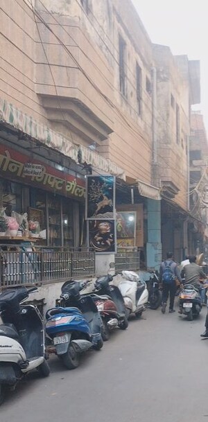  Shop For Sale in Shahdara