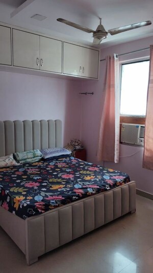 Bedroom in 2 BHK Apartment at OP Floridaa, Sector 82 – for Rent