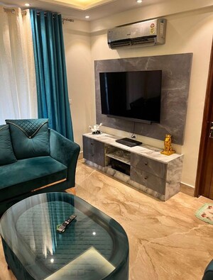 Living Room in 3 BHK Builder Floor at Hong Kong Bazaar, Sector 57 – for Sale