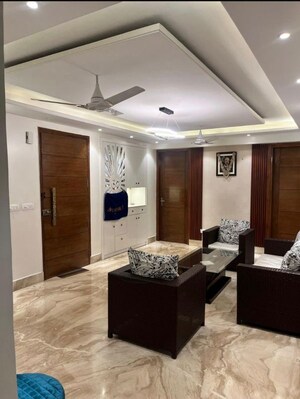 Living Room in 3 BHK Builder Floor at Hong Kong Bazaar, Sector 57 – for Sale
