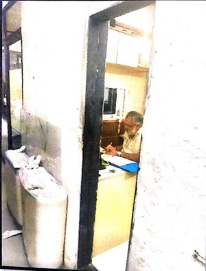   Shop at Masjid Bunder – for Sale