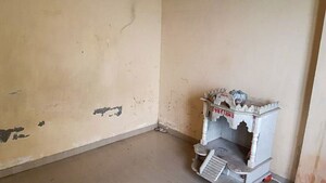 Room in  Apartment at Vadsar – for Sale