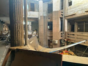   Shop at Shahdara – for Sale