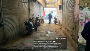 Parking in  Shop at Shahdara – for Sale