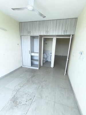 Room in 2 BHK Apartment at Pyramid Urban Homes 3, Sector 67a – for Rent