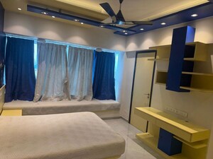 Team Area in 2 BHK Apartment at Hiranandani Highland, Powai – for Rent