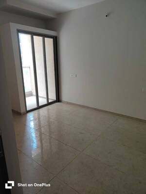 Room in 2 BHK Apartment at Gulmohar Queenstown Kharadi, Kharadi – for Sale