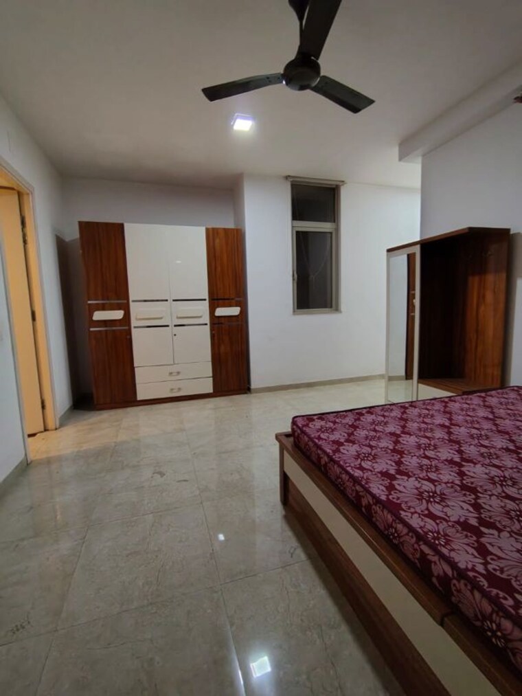 Bedroom, hiranandani-estate-carlton 3 Bedroom 1900 Sq.Ft. Apartment In Ghodbunder Road Thane 10659914