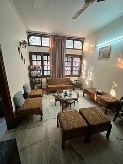 2 BHK +Builder Floor For Rent in Panchsheel Enclave