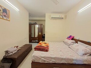 Bedroom in 2 BHK Apartment at Rustomjee Urbania Azziano, Thane West – for Sale