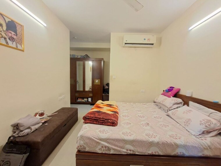 Bedroom, rustomjee-urbania-azziano 2 Bedroom 831 Sq.Ft. Apartment In Thane West Thane 10659931