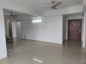 Room in 4 BHK Apartment at DLF New Town Heights I, Sector 90 – for Rent
