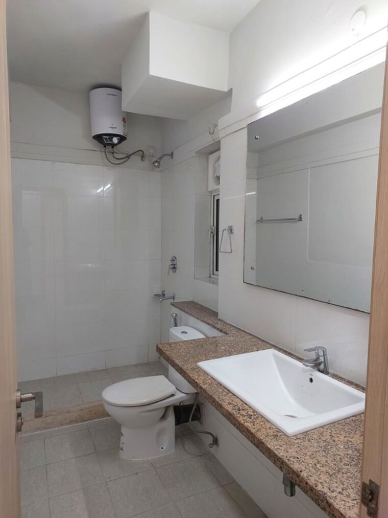 Bathroom, dlf-new-town-heights-i 4 Bedroom 2364 Sq.Ft. Apartment In Sector 90 Gurgaon 10659927