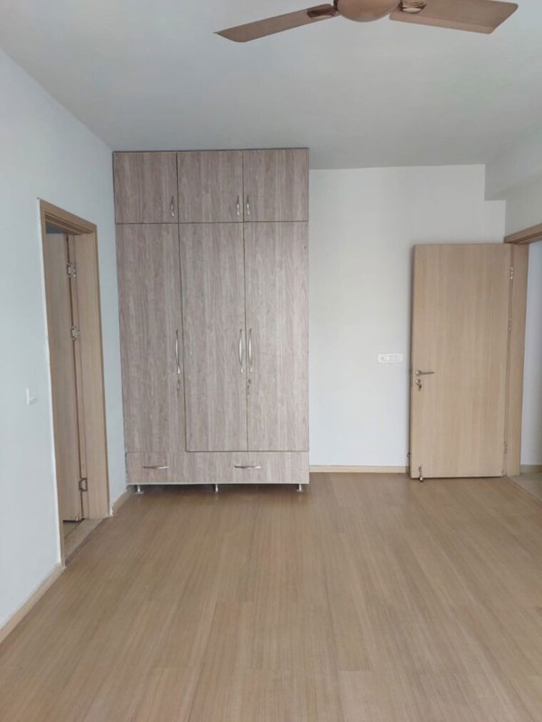 Room, dlf-new-town-heights-i 4 Bedroom 2364 Sq.Ft. Apartment In Sector 90 Gurgaon 10659927