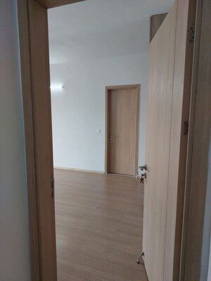 Room in 4 BHK Apartment at DLF New Town Heights I, Sector 90 – for Rent