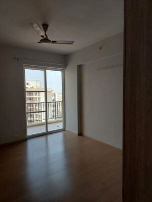 Room in 4 BHK Apartment at DLF New Town Heights I, Sector 90 – for Sale