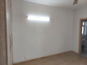 Room in 4 BHK Apartment at DLF New Town Heights I, Sector 90 – for Sale