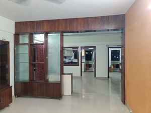 Room in 2 BHK Apartment at Nri Layout – for Rent