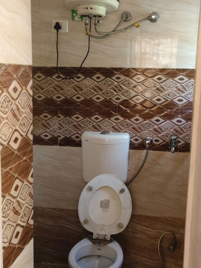 Bathroom, sector 21 1 RK 680 Sq.Ft. Independent House In Sector 21 Chandigarh 10660000