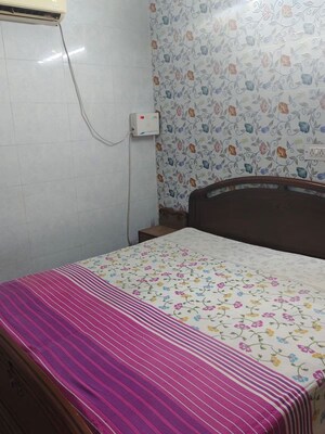 1 RK Independent House For Rent in Sector 21