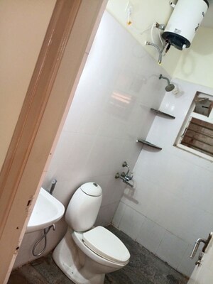 Bathroom in 2 BHK Apartment at Nri Layout – for Rent