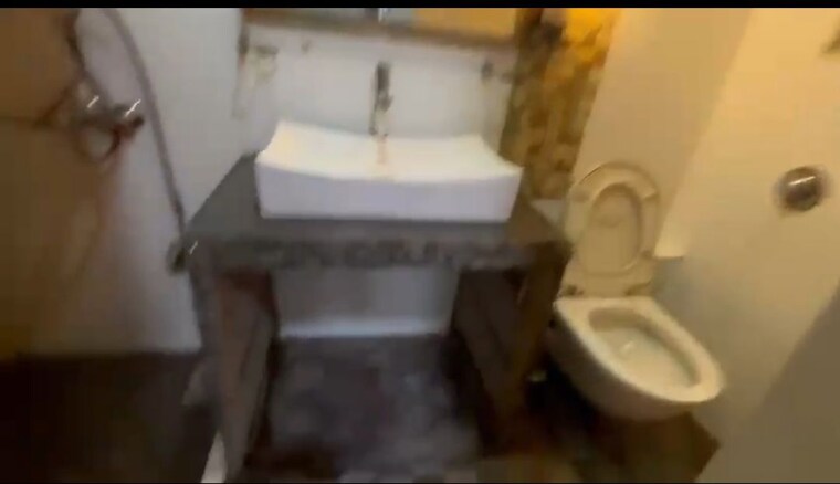 Bathroom, arshie-complex 3 Bedroom 1632 Sq.Ft. Apartment In Versova Mumbai 10660144