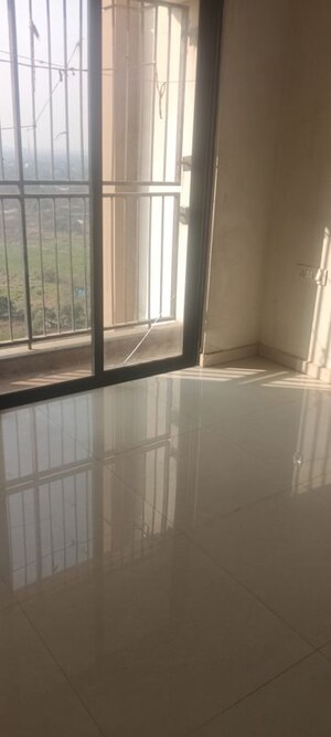 1 BHK Apartment For Rent in Runwal Gardens, Dombivli East
