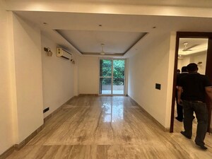 3 BHK Builder Floor For Rent in Shivalik Colony