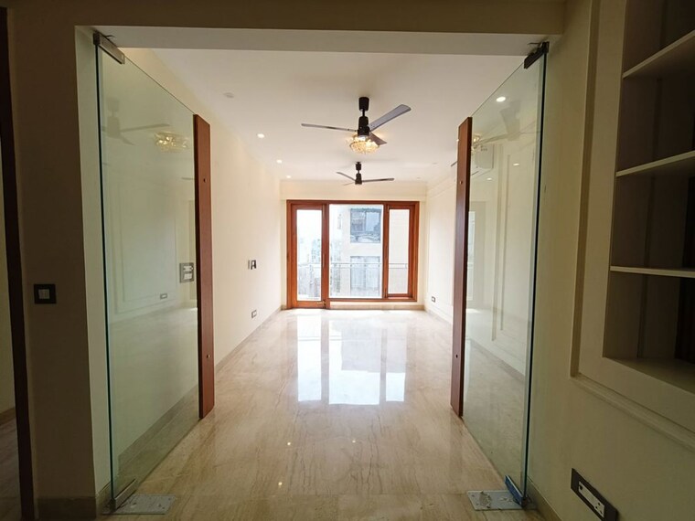 undefined, hemkunt colony 3 Bedroom 190 Sq.Yd. Builder Floor In Hemkunt Colony Delhi 10660198