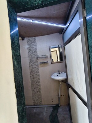 Furnished Amenities in 2 BHK Apartment at Anuradha Tower, Sion East – for Rent