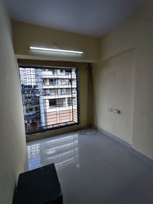 Room in 2 BHK Apartment at Anuradha Tower, Sion East – for Rent