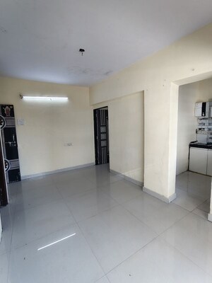 Room in 2 BHK Apartment at Anuradha Tower, Sion East – for Rent