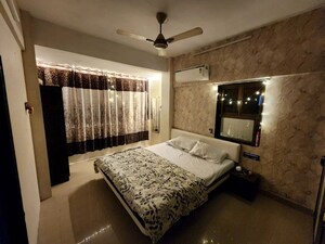Bedroom in 2 BHK Apartment at Notan Jewel, Bandra West – for Rent