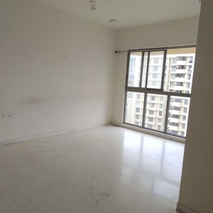 Room in 2 BHK Apartment at Lodha Bel Air, Jogeshwari West – for Rent